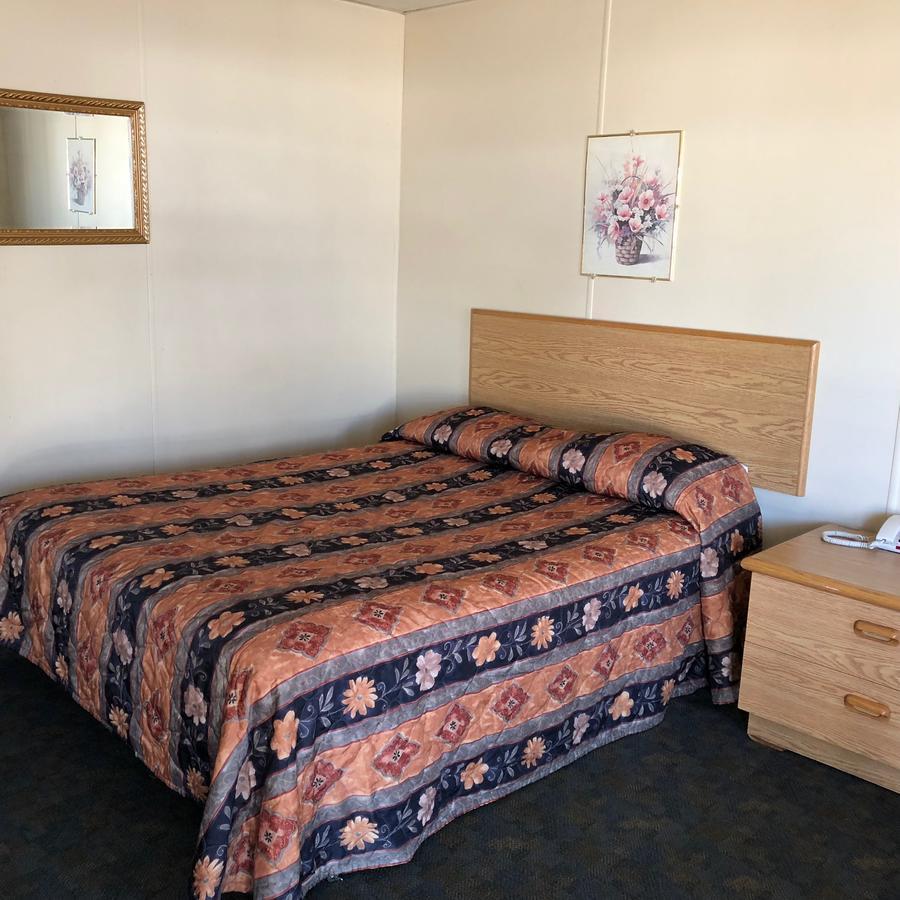 Bluebird Motel Innisfail ภายนอก รูปภาพ