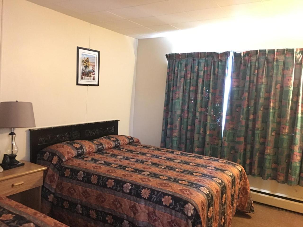 Bluebird Motel Innisfail ภายนอก รูปภาพ