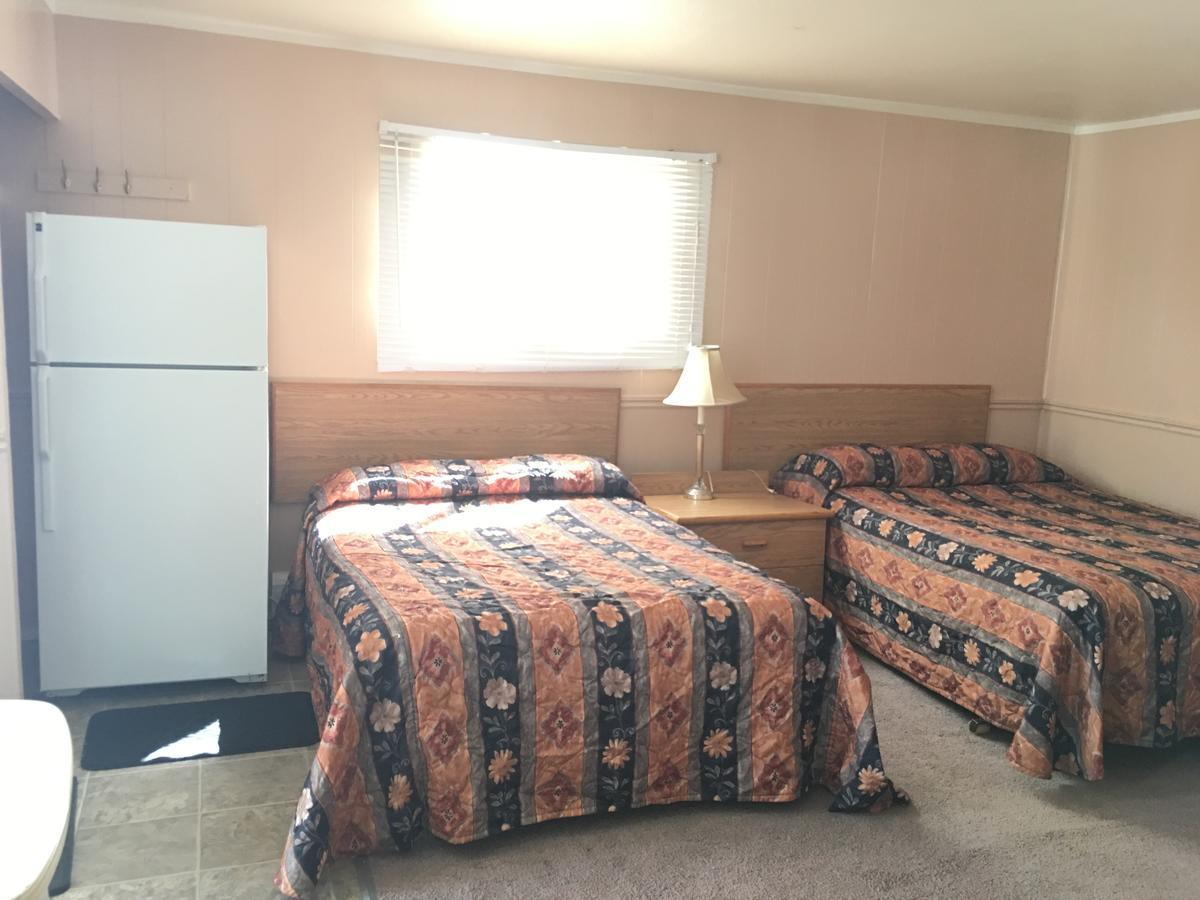 Bluebird Motel Innisfail ภายนอก รูปภาพ